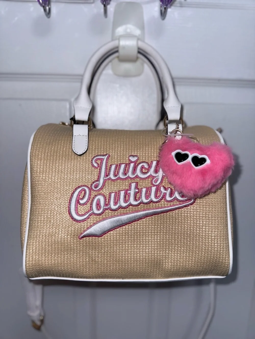 NWT Juicy Couture Free to Be Juicy Speedy Satchel In Natural w/Heart Charm